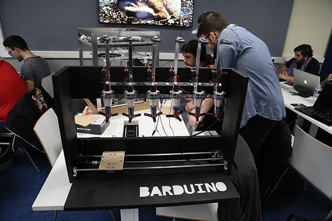 Une promotion, 7 projets : découvrez Barduino, le bar automatisé conçu par l’équipe d’Alex Bitar (EPITA promo 2017)