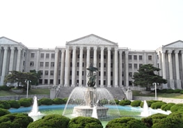Kyung Hee University