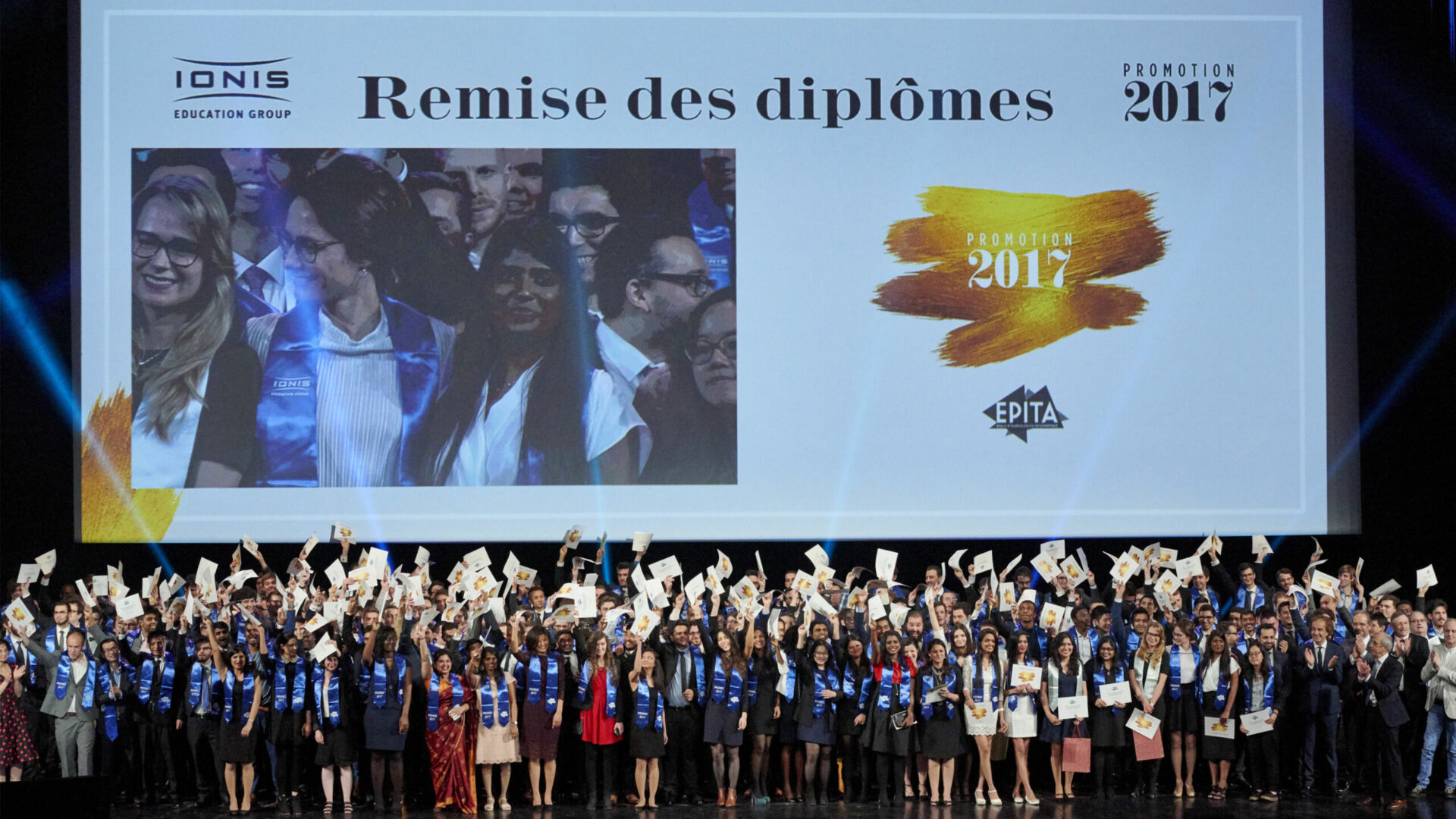 Vidéo : retour sur la cérémonie de remise des titres de la promotion 2017 !