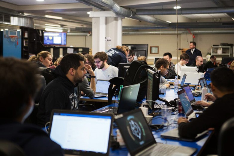 Prévu pour ouvrir ses portes d’ici la rentrée 2021 dans le quartier d’affaires de La Défense (92), le Campus Cyber accueillera de nombreux experts de la cybersécurité, à commencer par ceux de l’EPITA !